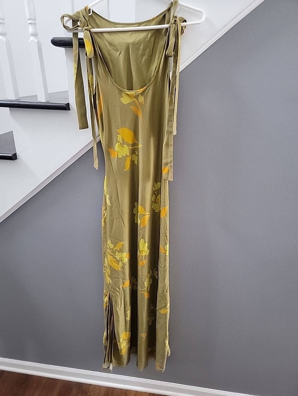 Soliel Soliel Ines Sz 1 Tulip Hazel 100% Silk Rent the Runway Floral Dress - Picture 4 of 6